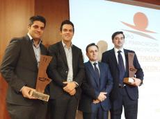 Los representantes de Forest Chemical Group y TSB junto a J. Manuel Sanmart�n, Director de Innovaci�n de IMPIVA