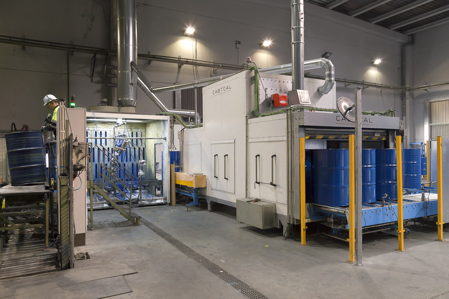 Cabycal provides an automatic liquid painting line to Ecobidn