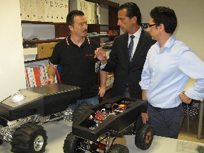 Daniel Moragues visita la empresa Robotnik