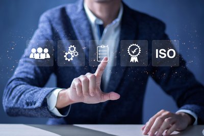renovación de las certificaciones ISO 9001 y 14001 de inSuit
