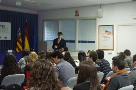 Los estudiantes del ESIC interesados en conocer los recursos que dispone CEEI Valencia