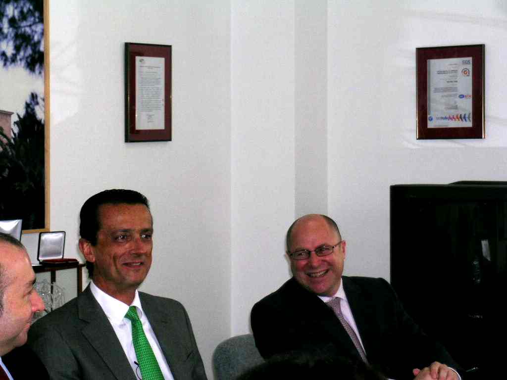 RPrensa-100325-04