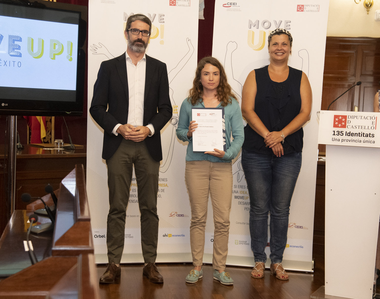 Acto entrega de premios y diplomas MOVE UP! emprende con xito 2019 (11)[;;;][;;;]