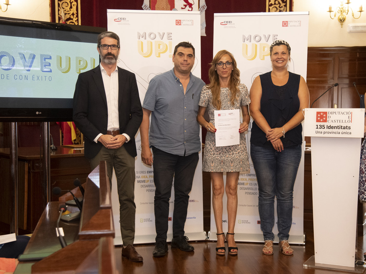 Acto entrega de premios y diplomas MOVE UP! emprende con xito 2019 (13)[;;;][;;;]